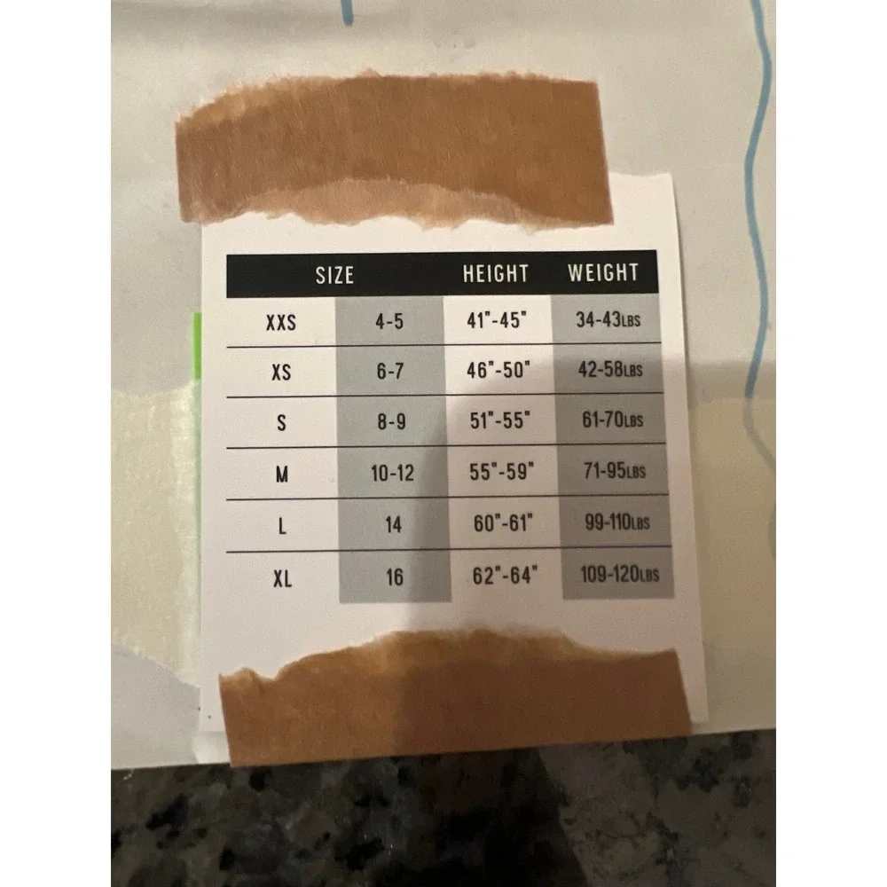 Girls size 16 shorts‎ (2087)